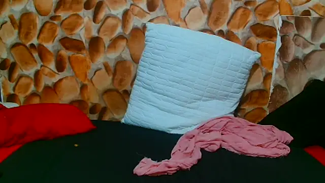 africanbigassxx98 - AfricanBigAssxx98's free webcam