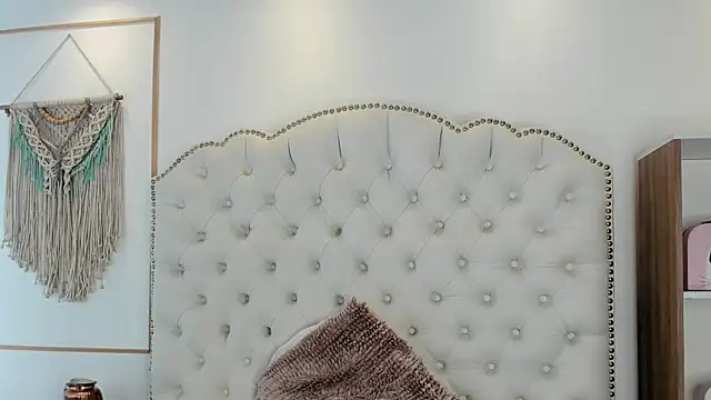 sara_funy - Sara_funy's free webcam