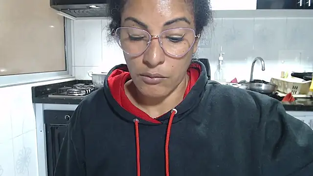 kateleyagrey - Kateleyagrey's free webcam