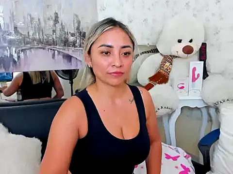 milf_bigass_ - Milf_bigass_'s free webcam