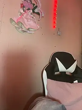 ursweet_babygirl's live cam