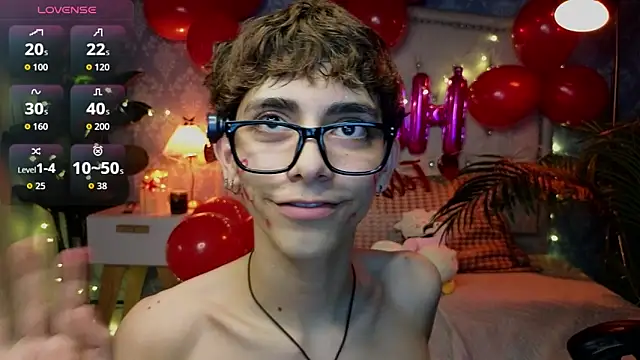 matty_sparkk (M twink) - 10 spanks on both buttocks