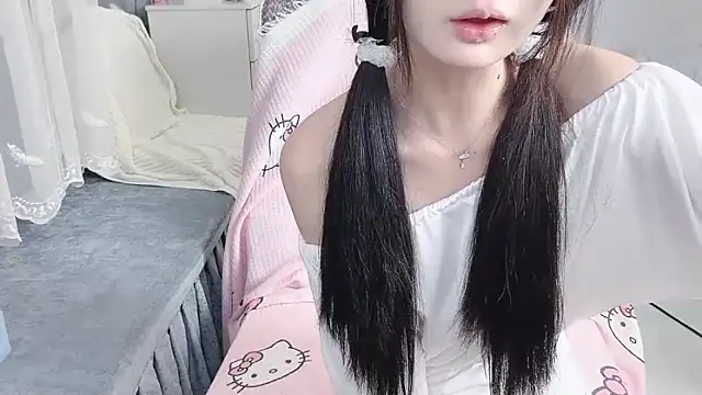 美女_nannan_在线直播