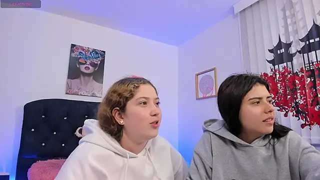 Preview of valeria_and_zoe