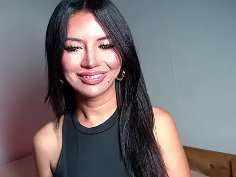 thinker_belle Live Webcam on Stripchat