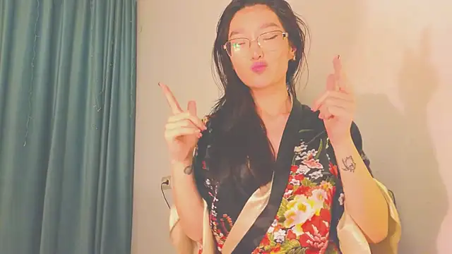 audreymell (F young) - double squirt