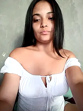 _estrellita_ - _Estrellita_'s free webcam - UK Sex Cams