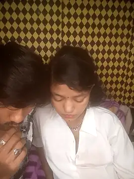 freakingromance - Freakingromance's free webcam - UK Sex Cams