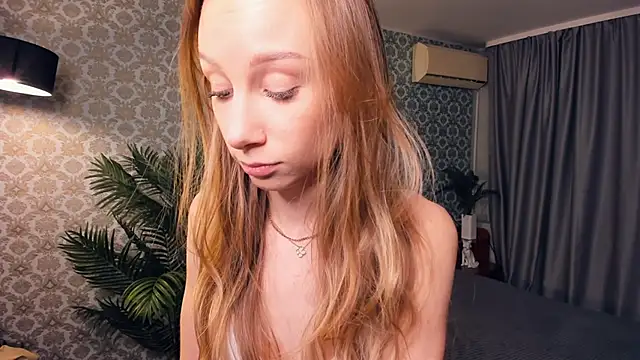 amilyamilli - AmilyAmilli's free webcam - UK Sex Cams