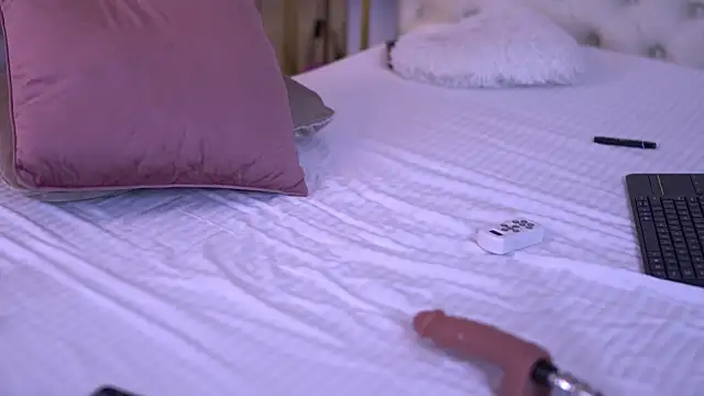 tanyavonde - TanyaVonDe's free webcam - UK Sex Cams