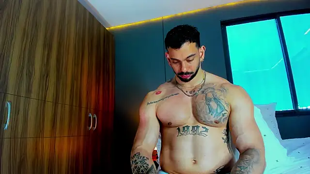 massimo_visconti - Massimo_visconti's free webcam - UK Sex Cams