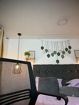 emma_hassani - Emma_hassani's free webcam - UK Sex Cams