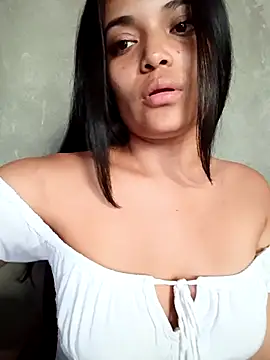 _estrellita_ - _Estrellita_'s free webcam - UK Sex Cams