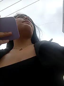 sckarlet1 - Sckarlet1's free webcam - UK Sex Cams