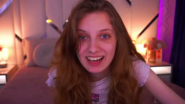 cuteefoxy - CuteeFoxy's free webcam