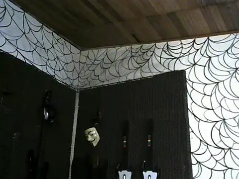 vampireathome - Vampireathome's free webcam - UK Sex Cams