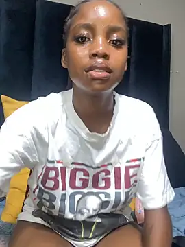 littlebunny33 - Littlebunny33's free webcam - UK Sex Cams