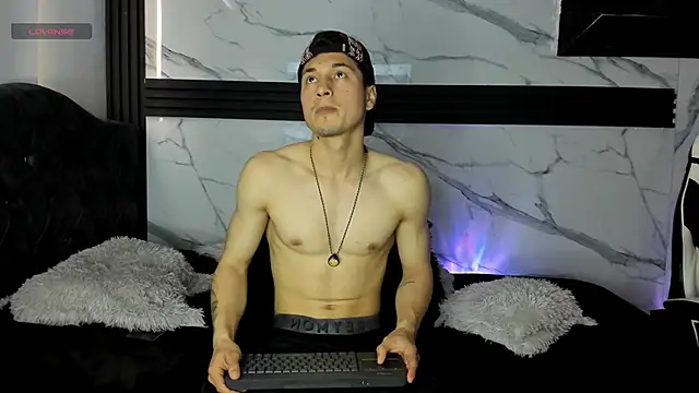 ThiagoFerrero_Hot webcam