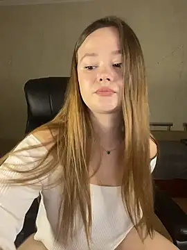 Webcam Model (CaramelleSugarr)  is live.Free join now!