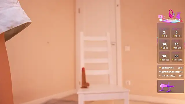 Miablueye Live Webcam on Stripchat