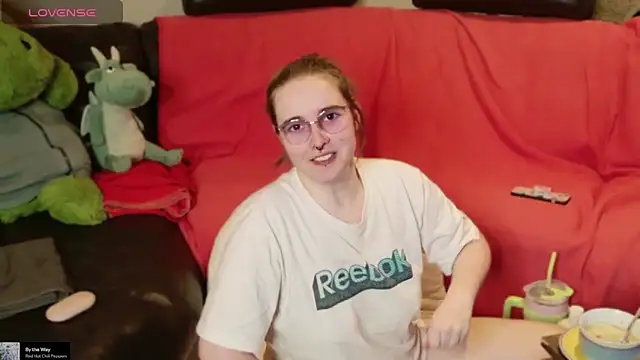 gamergirl_eve - GamerGirl_Eve's free webcam - UK Sex Cams