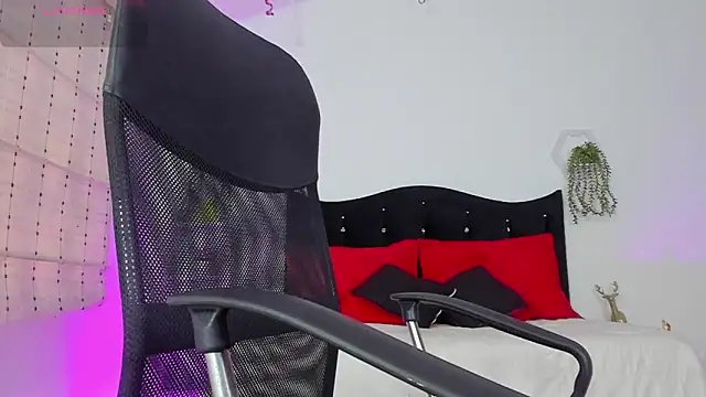 dakota__ross - Dakota__Ross's free webcam - UK Sex Cams