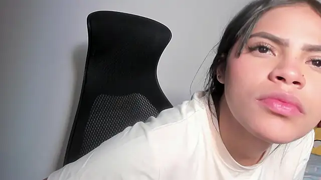 kendall_hernandez - Kendall_hernandez's free webcam - UK Sex Cams