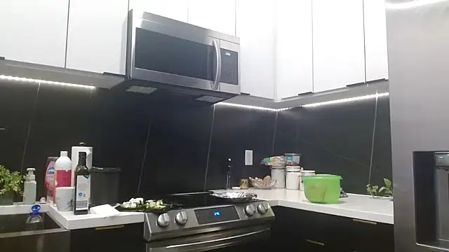 hazelskyeschat - HazelSkyesChat's free webcam - UK Sex Cams