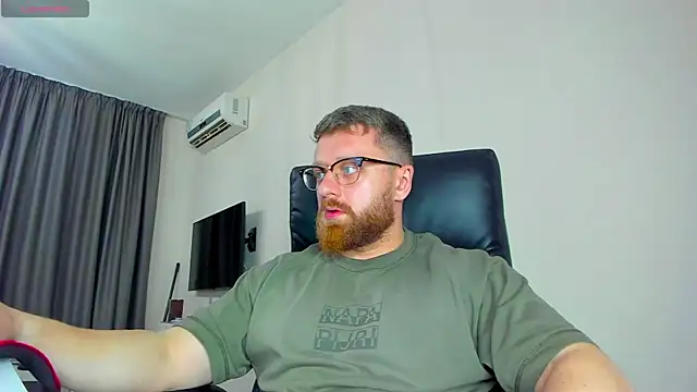 findom_guy (M young) - hard cock