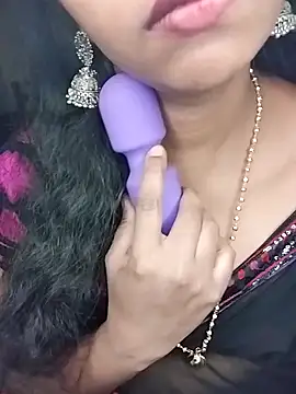 kannada_siri123 webcam