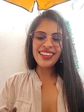 Astrid-- live sex cam