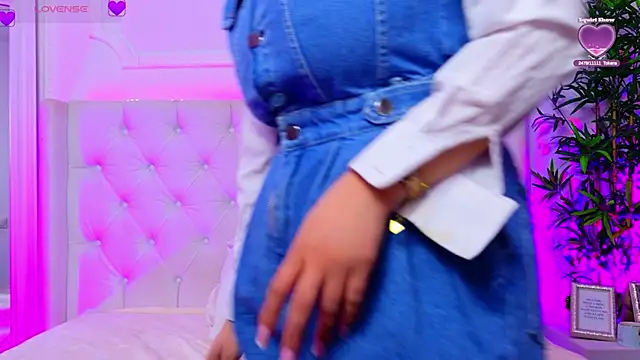 ariannasins (F young) - Fully naked show :fire: