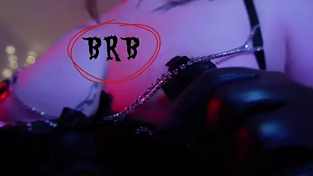 GothicKiraVex webcam