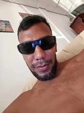 UnreadyChutzpa live sex cam