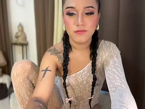 savanna_pleasure (T young) - Cum in my mouth!!