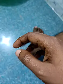 sandy_shanura (M young) - Make me cum with ur comments