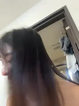 美女DandanBurgerking在线直播