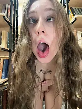 FroggyAnna's live cam