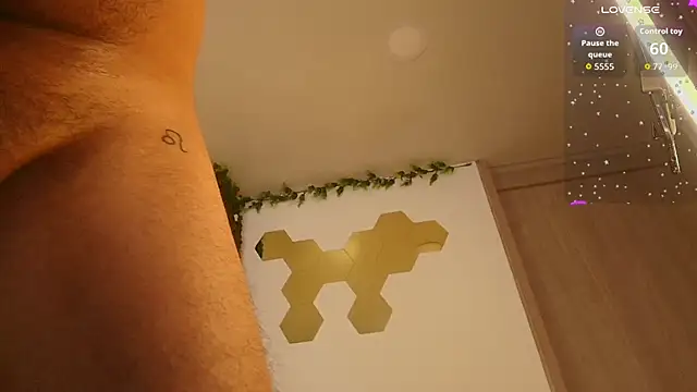 miguel_sarapink (M young) - massage in oil show cum