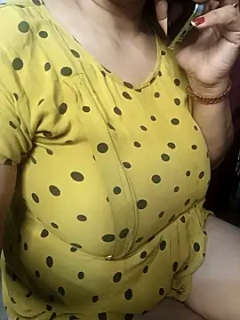 sneha_gril (F milf) - Boobs clips show