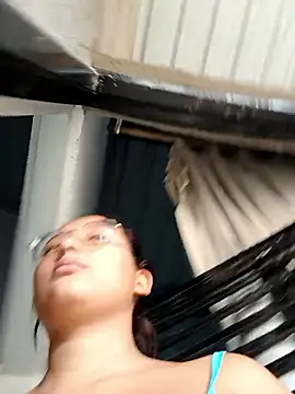 young_dairy01 - Young_dairy01's free webcam - UK Sex Cams