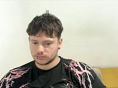 skol_100802 - Skol_100802's free webcam - UK Sex Cams