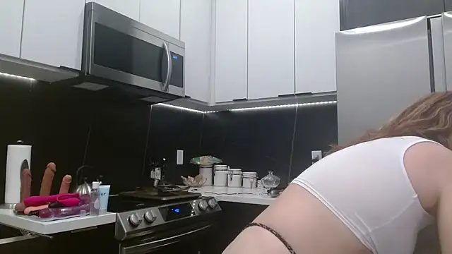 hazelskyeschat - HazelSkyesChat's free webcam - UK Sex Cams