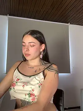 Webcam Model (Morgana_Pink)  is live.Free join now!