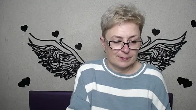 emiliagree - EmiliaGree's free webcam - UK Sex Cams