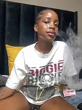 littlebunny33 - Littlebunny33's free webcam - UK Sex Cams