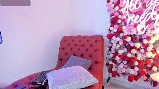 daphneharrison - DaphneHarrison's free webcam - UK Sex Cams