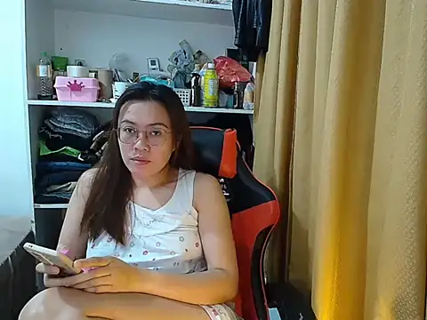 crizzybel - Crizzybel's free webcam - UK Sex Cams