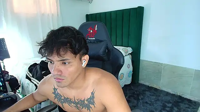 man_dur07 - Man_dur07's free webcam - UK Sex Cams