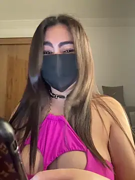 Hot-Sarah-arab live sex cam